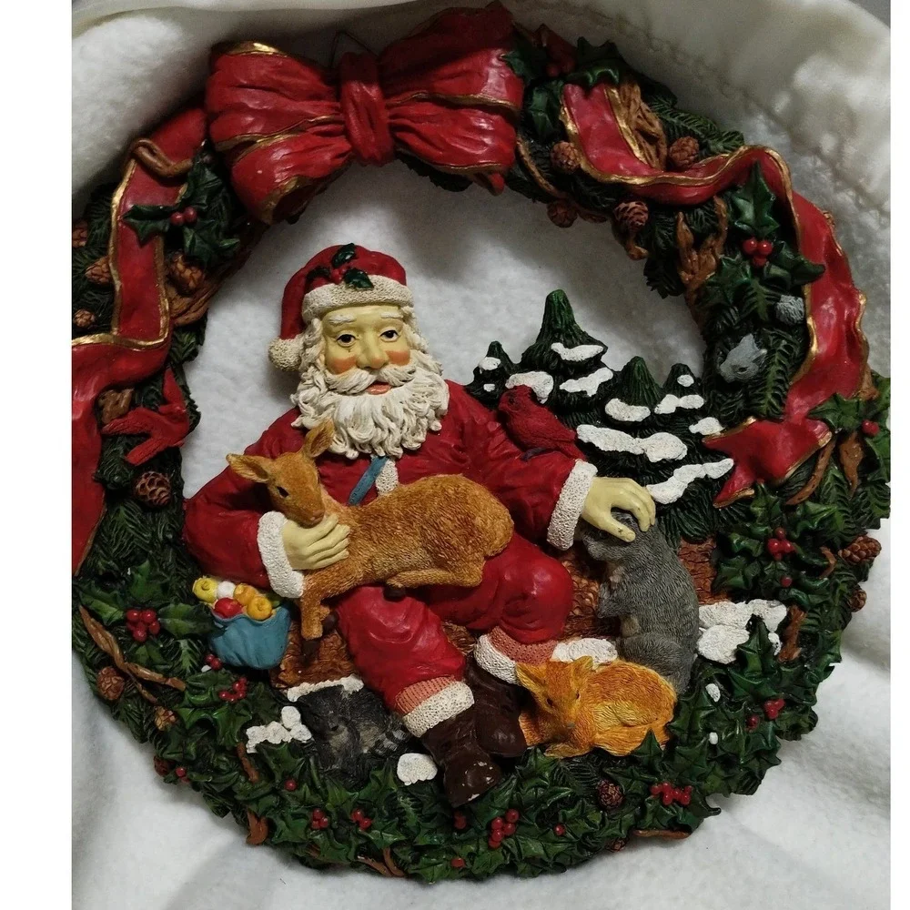 Vintage‎ Santa Woodland Animals Wreath Resin Christmas Wall Decor 1990s